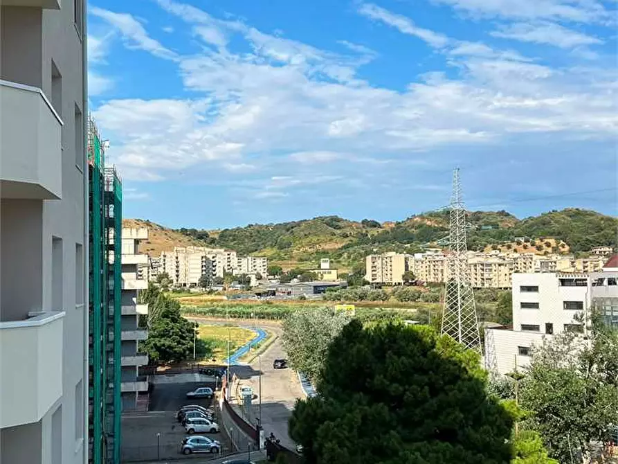 Immagine 10 di Appartamento in vendita  in via brigata  1\b a Catanzaro