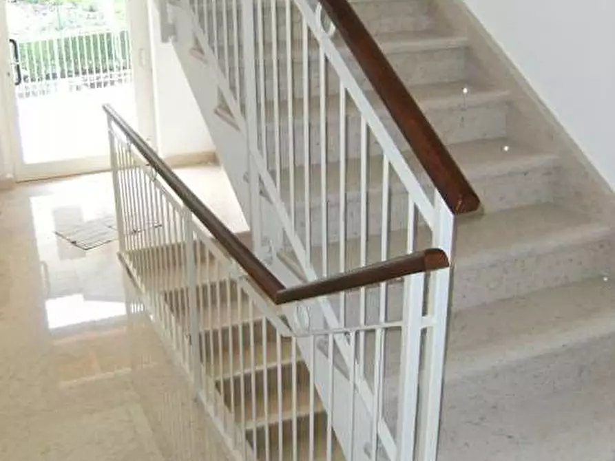 Immagine 10 di Mansarda in vendita  in via della stazione a Città Di Castello