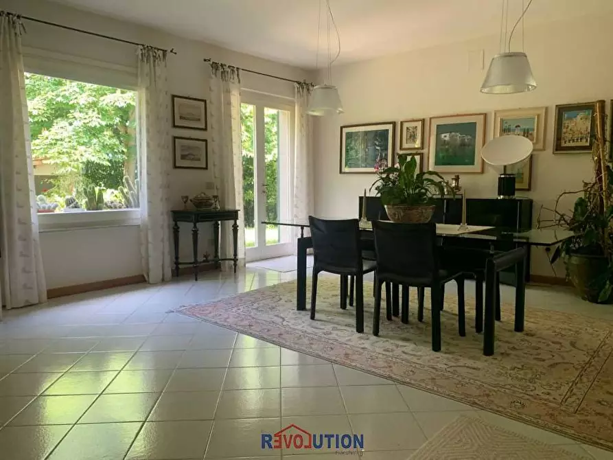 Immagine 8 di Villa in vendita  in Uppiano a Città Di Castello