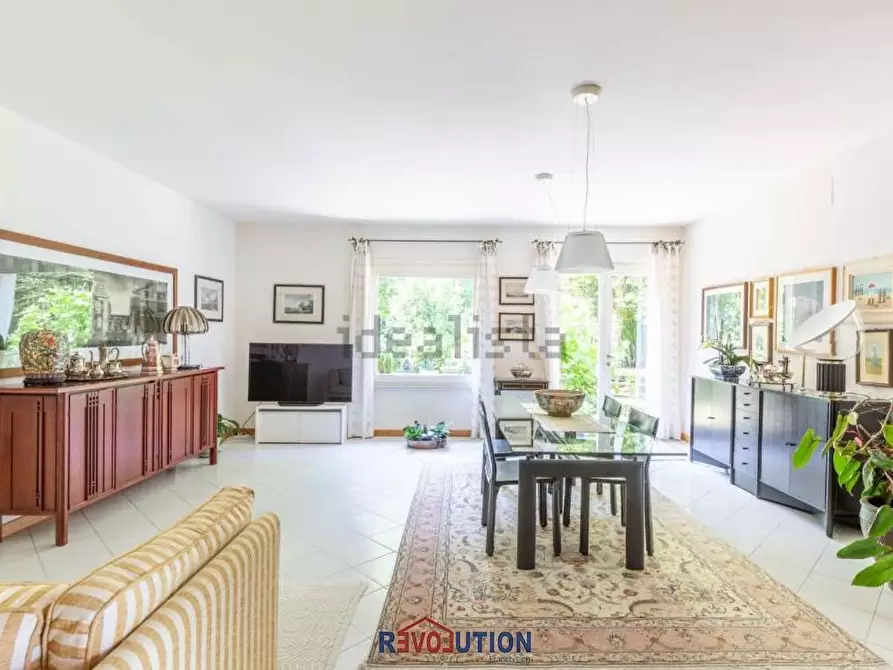 Immagine 12 di Villa in vendita  in Uppiano a Città Di Castello