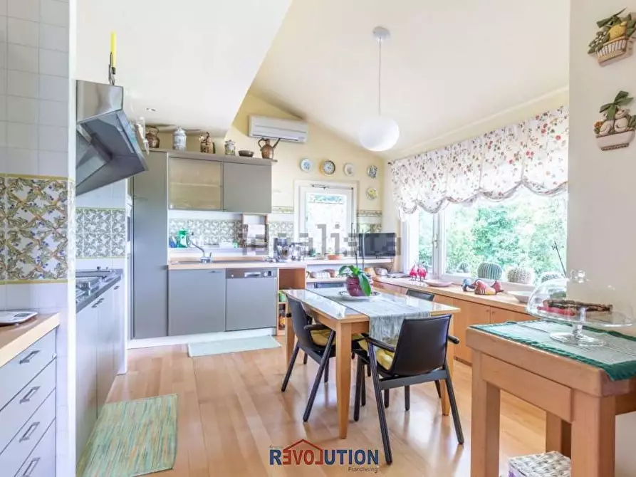 Immagine 18 di Villa in vendita  in Uppiano a Città Di Castello