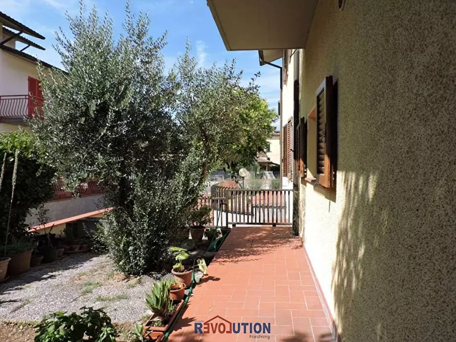 Immagine 8 di Villa in vendita  in Viale Italia a San Giustino