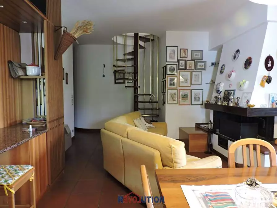 Immagine 12 di Villa in vendita  in Viale Italia a San Giustino