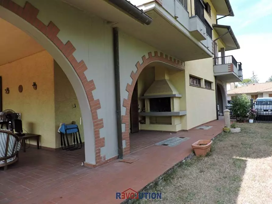Immagine 6 di Villa in vendita  in Viale Italia a San Giustino