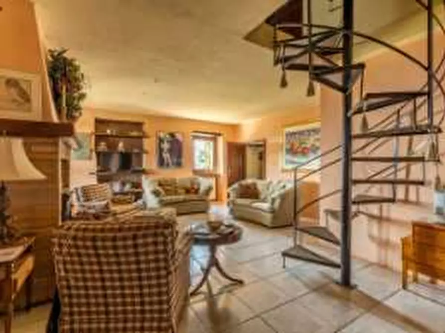 Immagine 34 di Rustico / casale in vendita  in Collevecchio a Città Di Castello