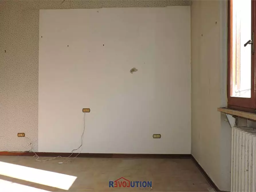 Immagine 35 di Casa indipendente in vendita  in Viale Parini a Città Di Castello