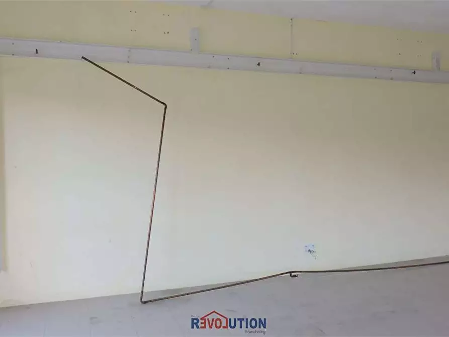 Immagine 5 di Ufficio in vendita  in Via Morandi  a Umbertide