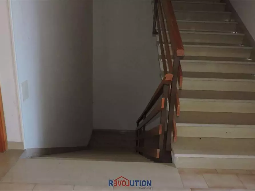 Immagine 23 di Ufficio in vendita  in Via Morandi  a Umbertide