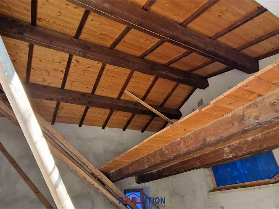 Immagine 4 di Rustico / casale in vendita  in Seano a Cortona