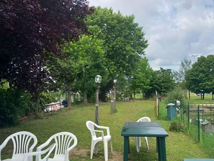 Immagine 13 di Laboratorio in vendita  in Località Capanne a San Giustino