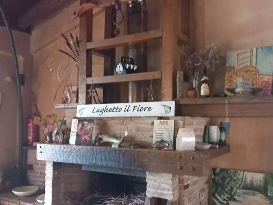 Immagine 20 di Laboratorio in vendita  in Località Capanne a San Giustino