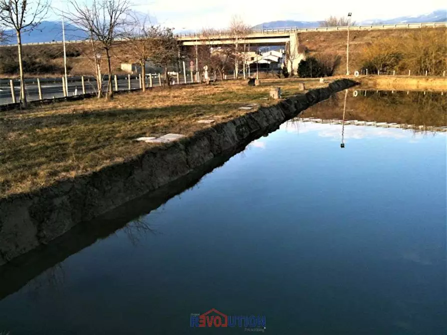 Immagine 22 di Laboratorio in vendita  in Località Capanne a San Giustino