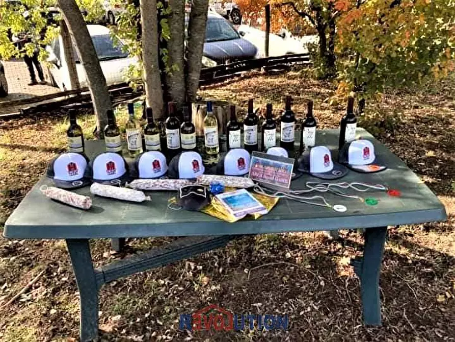 Immagine 32 di Laboratorio in vendita  in Località Capanne a San Giustino