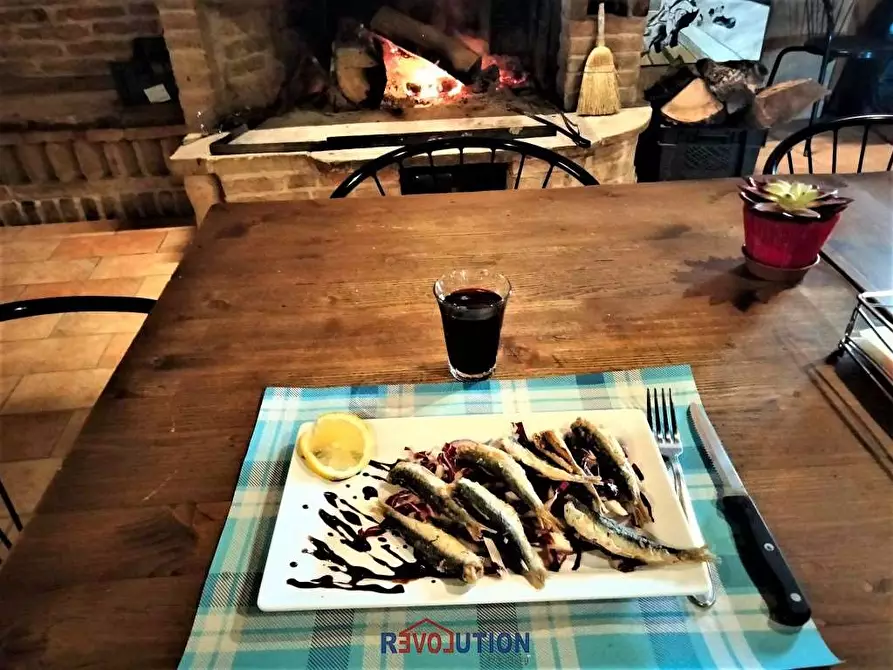 Immagine 36 di Laboratorio in vendita  in Località Capanne a San Giustino