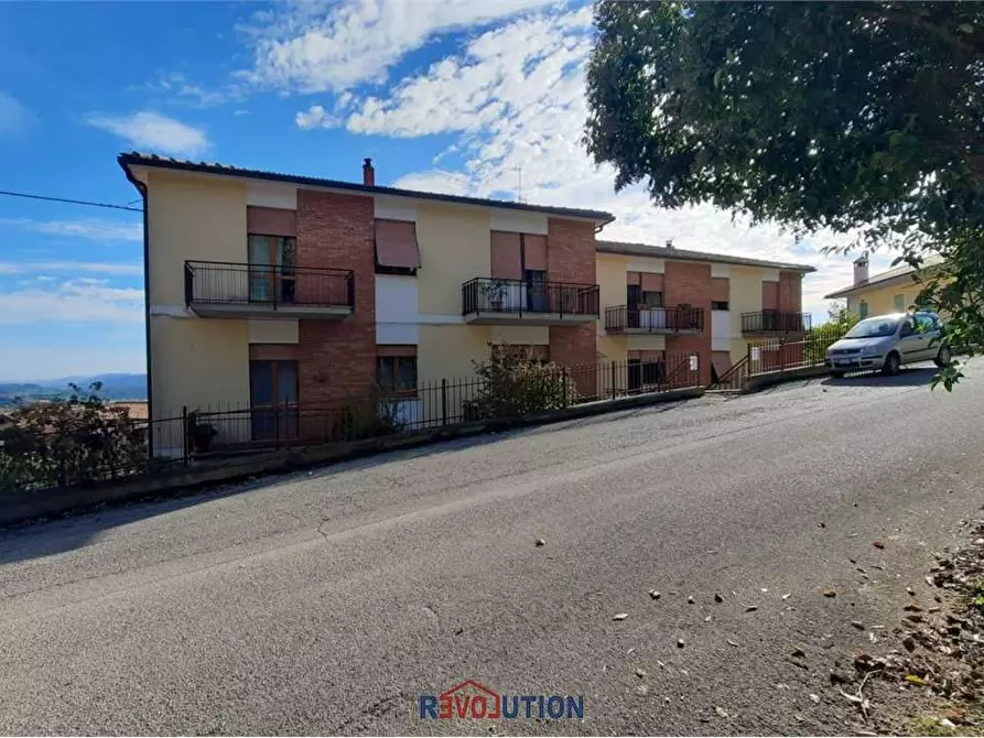 Immagine 1 di Appartamento in vendita  in Via del Gonfalone a Montone