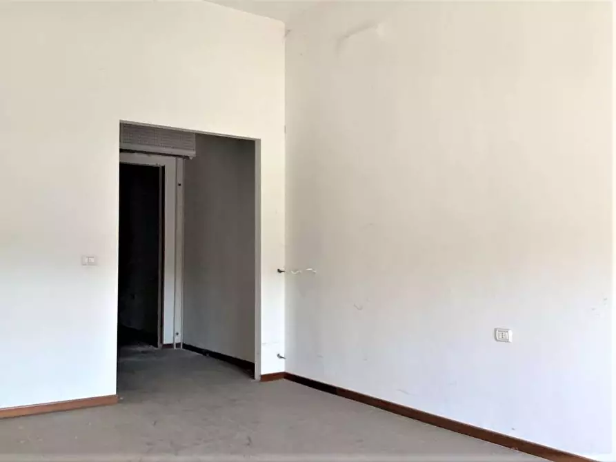 Immagine 24 di Capannone industriale in vendita  in Via Europa a San Giustino