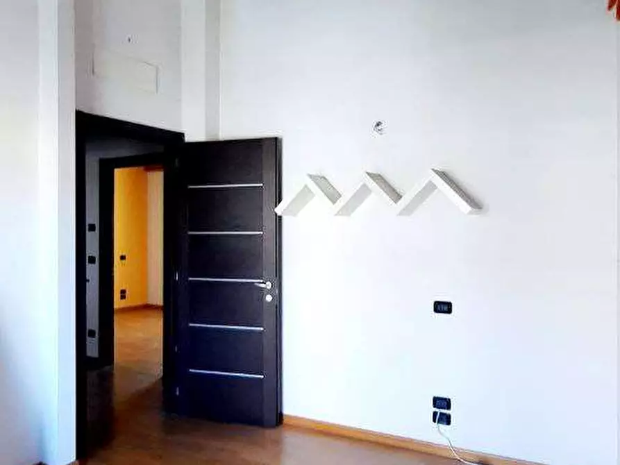 Immagine 21 di Villetta a schiera in vendita  in Via Niccolò Tornabuoni a San Giustino