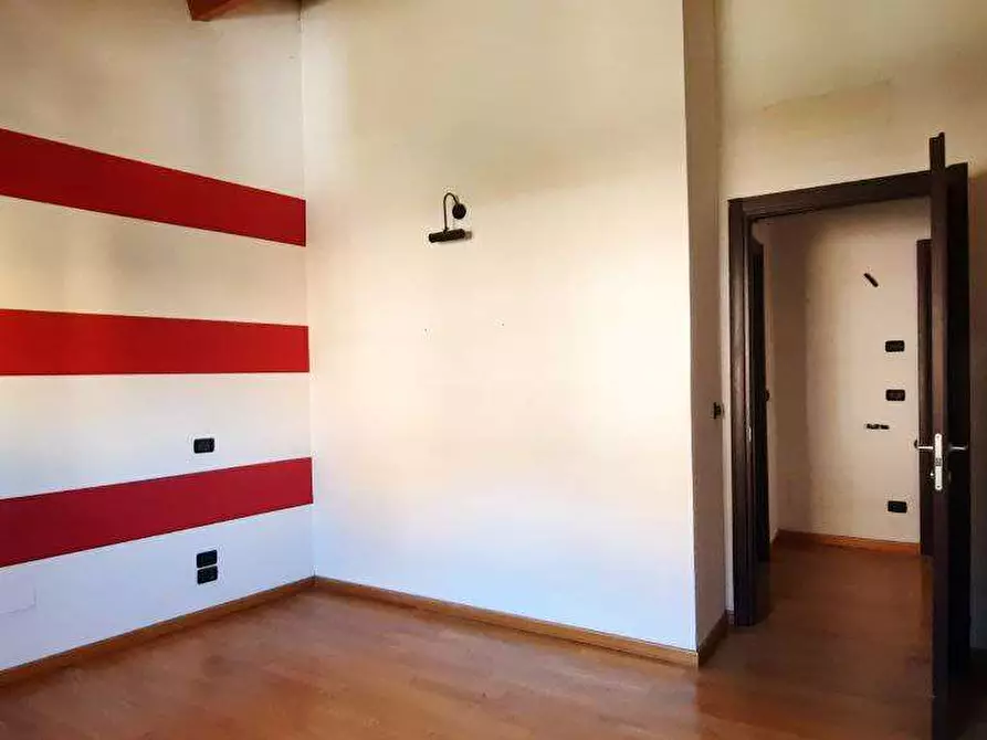 Immagine 15 di Villetta a schiera in vendita  in Via Niccolò Tornabuoni a San Giustino