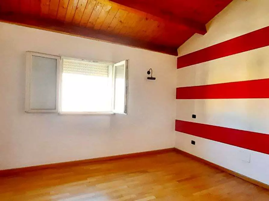 Immagine 16 di Villetta a schiera in vendita  in Via Niccolò Tornabuoni a San Giustino