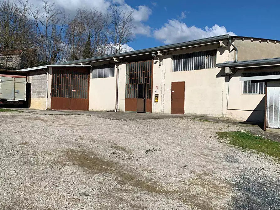 Immagine 3 di Capannone industriale in vendita  in San Secondo a Città Di Castello