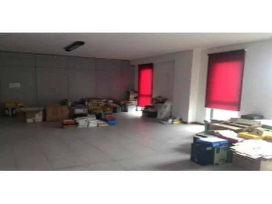 Immagine 12 di Ufficio in vendita  in piazza del Commercio a Orvieto