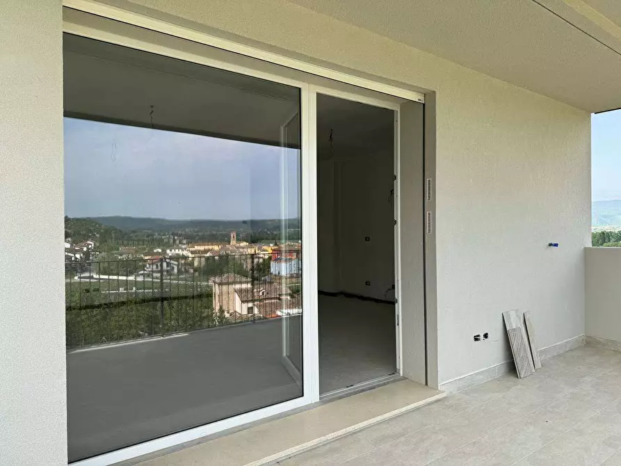 Immagine 12 di Appartamento in vendita  in Lerchi a Città Di Castello