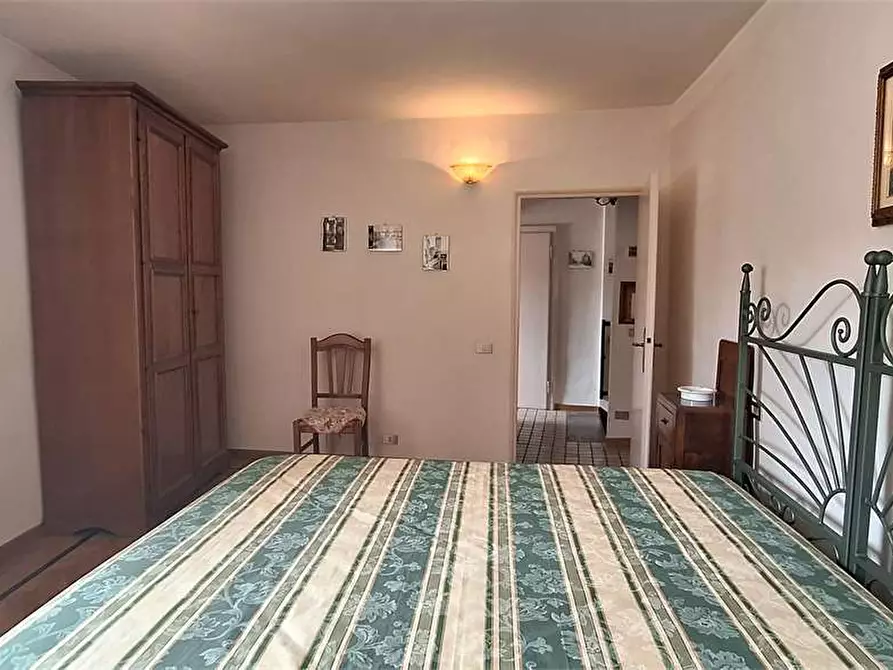 Immagine 27 di Appartamento in vendita  in via Vittorio Veneto a Umbertide