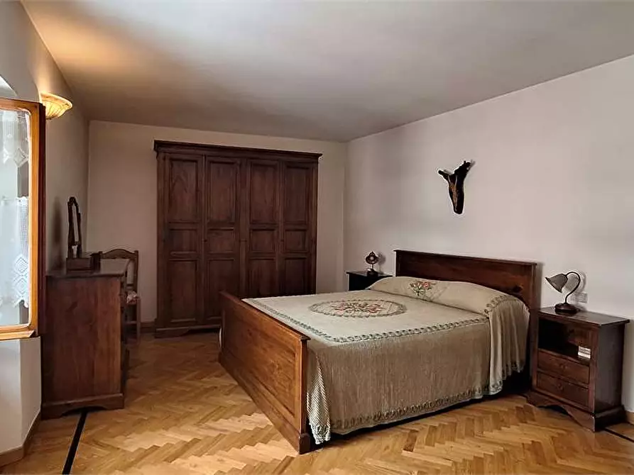 Immagine 30 di Appartamento in vendita  in via Vittorio Veneto a Umbertide