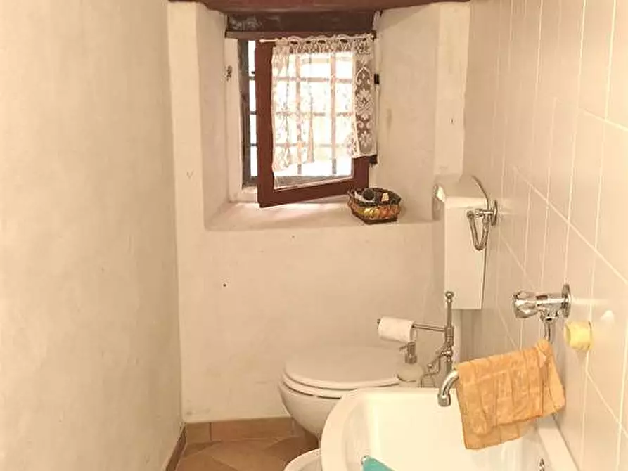 Immagine 44 di Appartamento in vendita  in via Vittorio Veneto a Umbertide