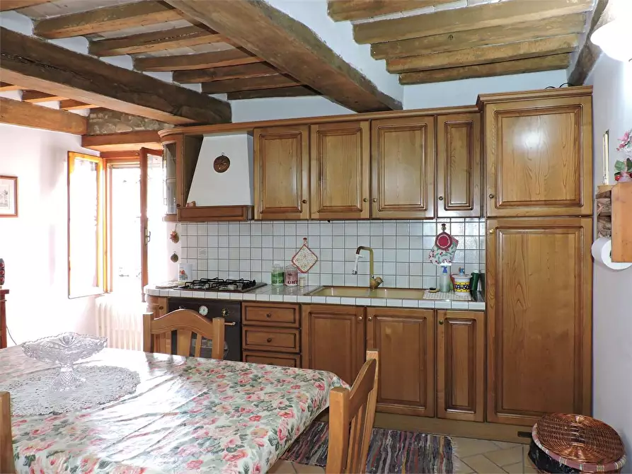 Immagine 4 di Appartamento in vendita  in via Vittorio Veneto a Umbertide