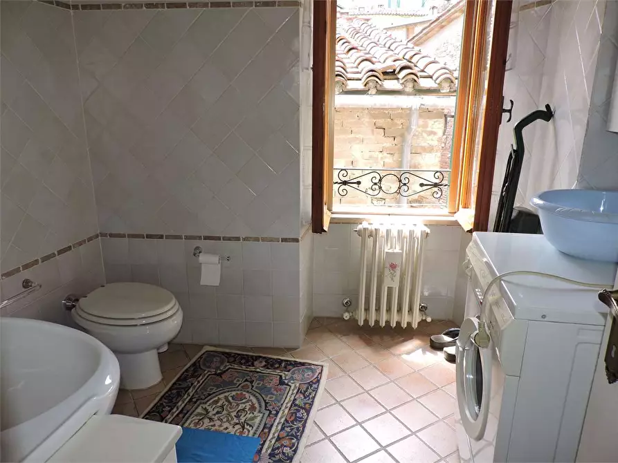 Immagine 18 di Appartamento in vendita  in via Vittorio Veneto a Umbertide