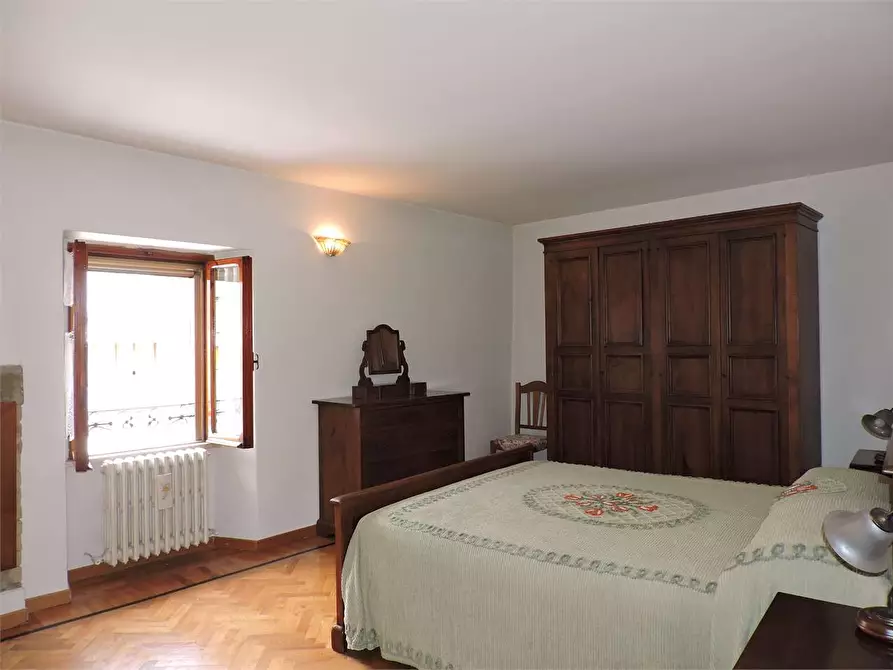 Immagine 7 di Appartamento in vendita  in via Vittorio Veneto a Umbertide