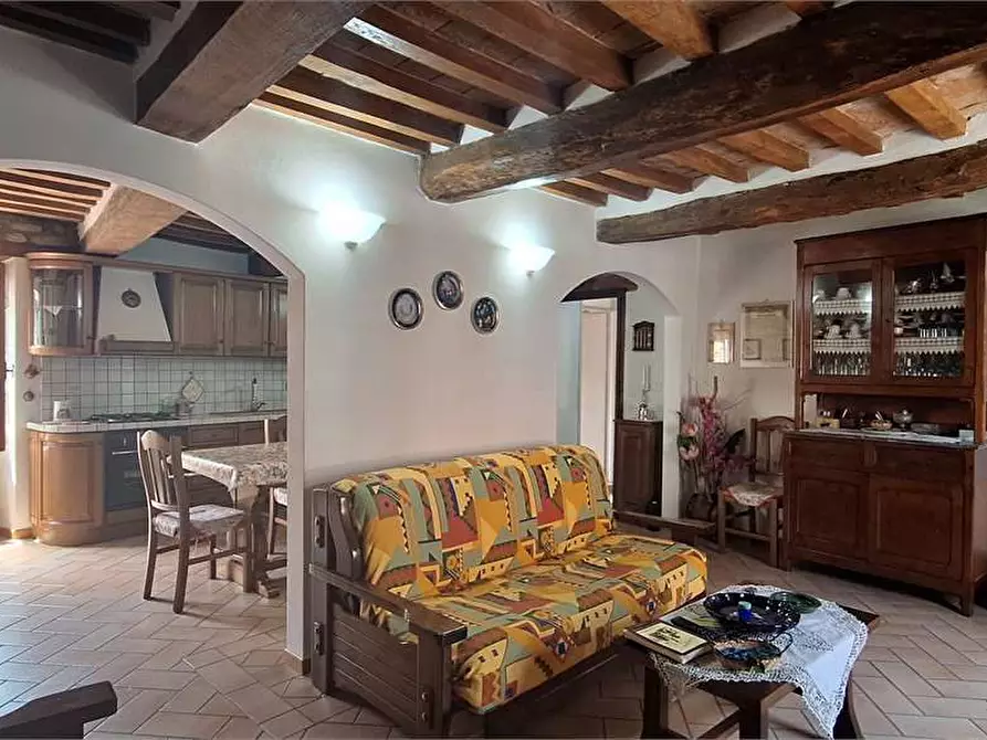 Immagine 16 di Appartamento in vendita  in via Vittorio Veneto a Umbertide