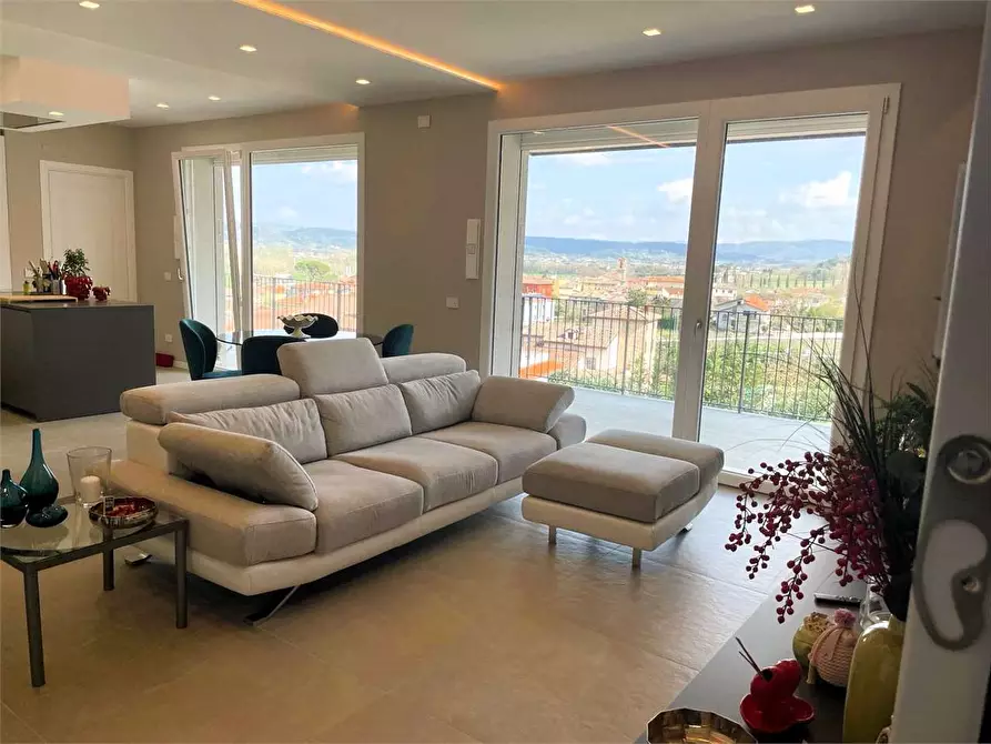 Immagine 1 di Appartamento in vendita  in Lerchi a Citta' Di Castello