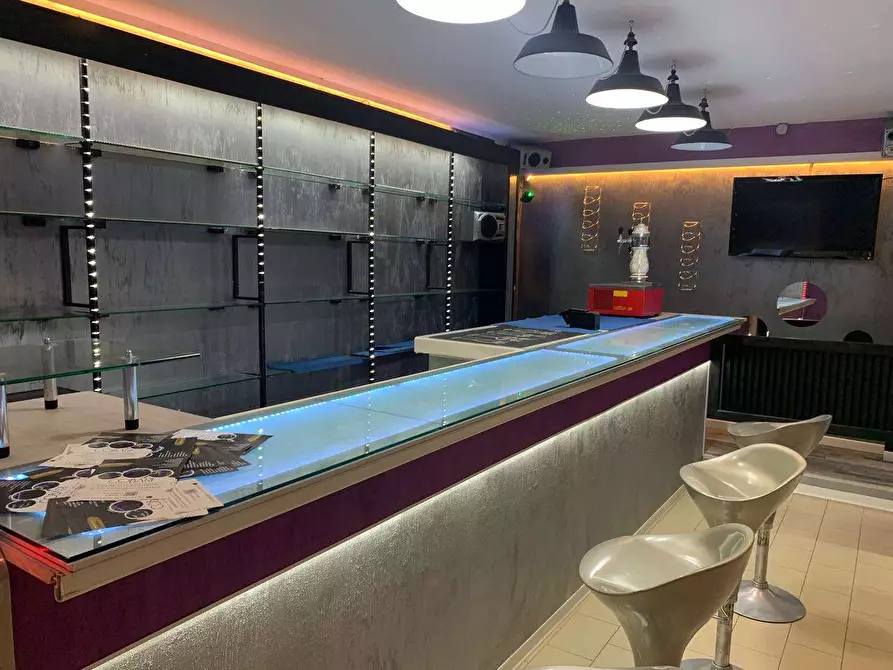 Immagine 12 di Negozio in vendita  in Via Aldo Bologni a Città Di Castello