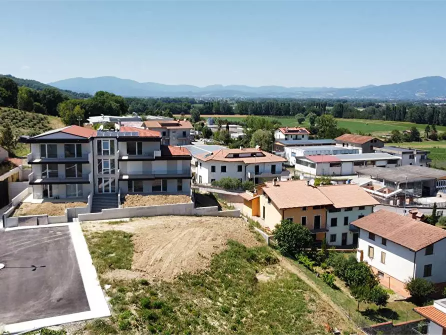 Immagine 40 di Appartamento in vendita  in Lerchi a Città Di Castello