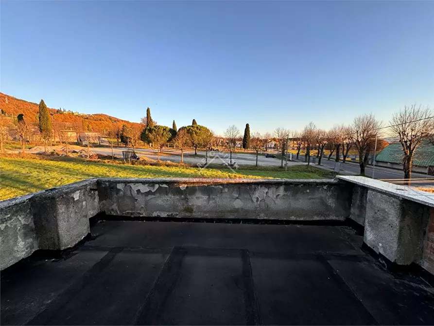 Immagine 26 di Negozio in vendita  in Via Anconetana  a San Giustino