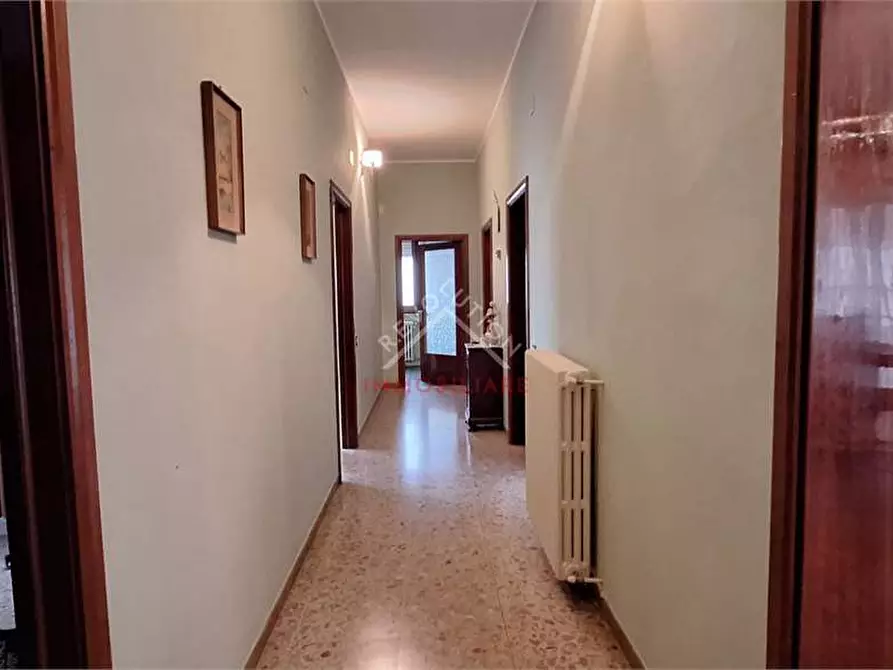 Immagine 15 di Casa indipendente in vendita  in Piazza della Repubblica a Lisciano Niccone