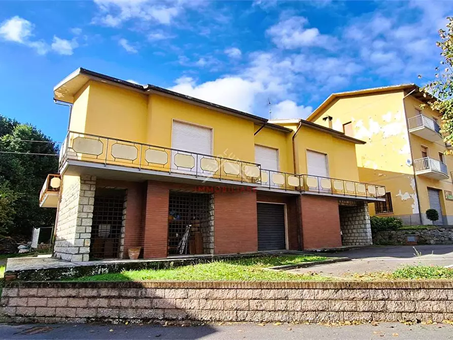 Immagine 32 di Casa indipendente in vendita  in Piazza della Repubblica a Lisciano Niccone