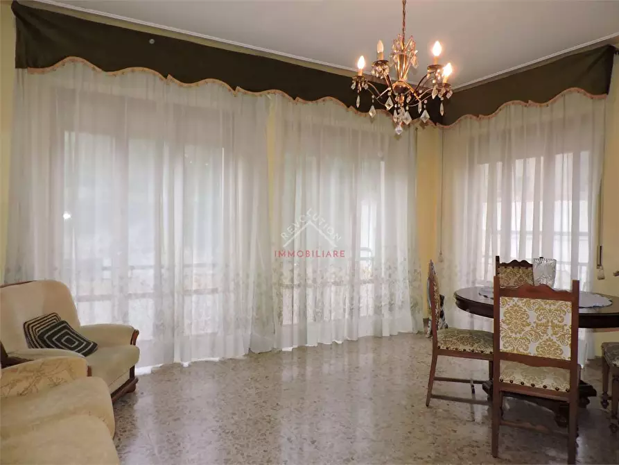 Immagine 10 di Casa indipendente in vendita  in Piazza della Repubblica a Lisciano Niccone