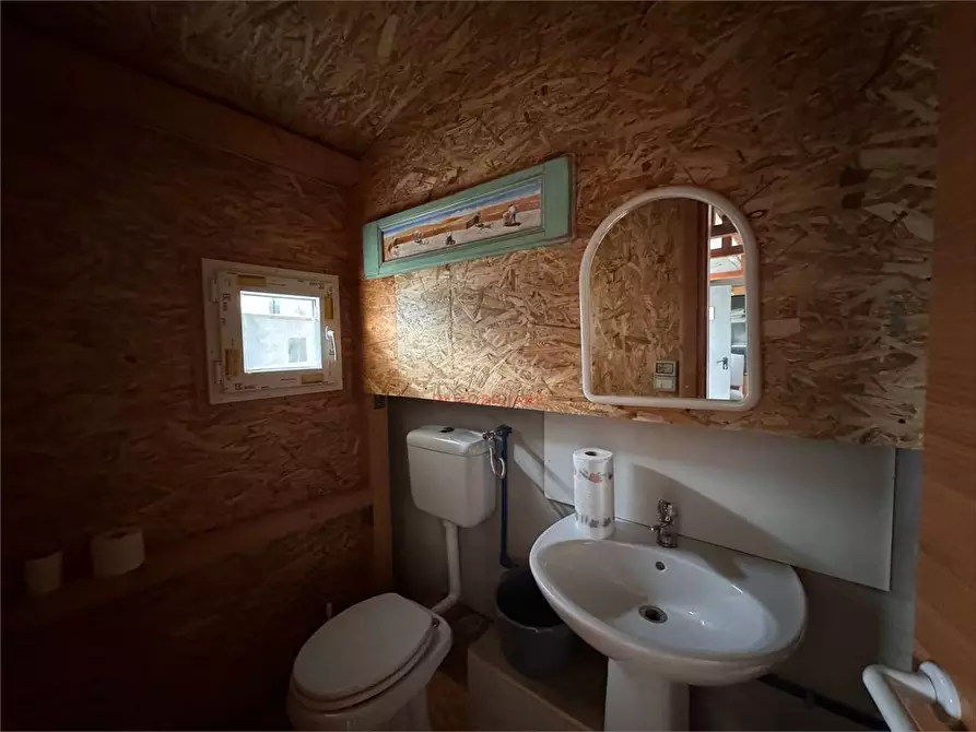 Immagine 35 di Capannone industriale in vendita  in Via degli Artigiani  a San Giustino