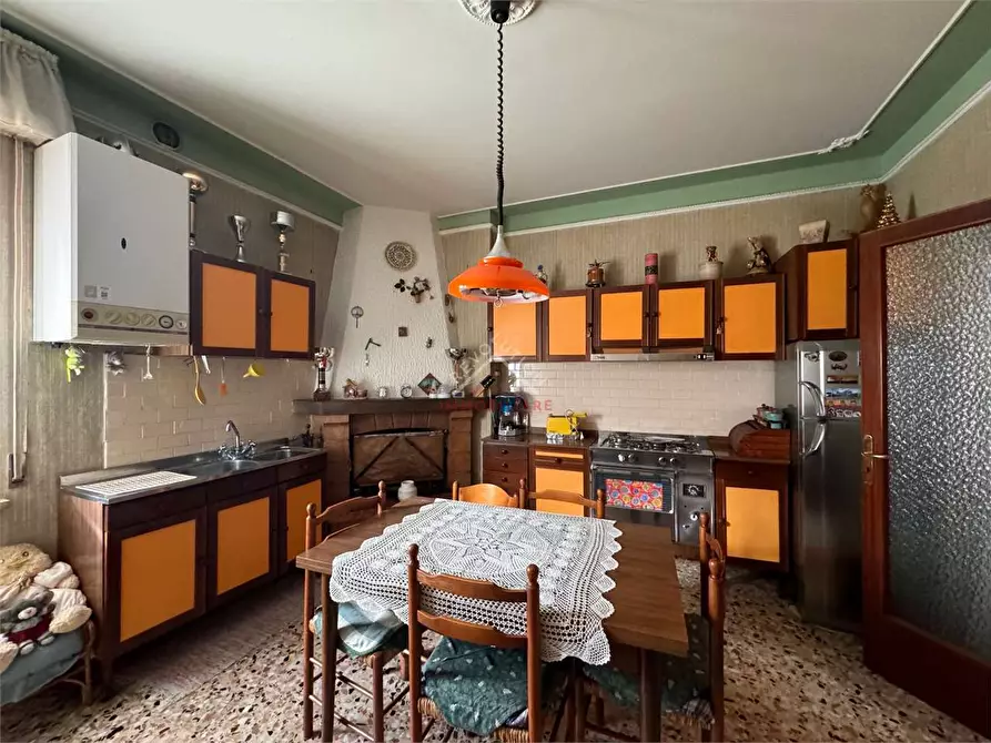 Immagine 28 di Appartamento in vendita  in Via Dante Alighieri a Città Di Castello