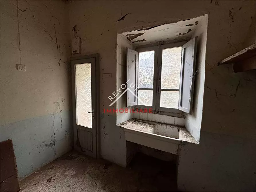 Immagine 25 di Stabile in vendita  in Gioiello a Monte Santa Maria Tiberina