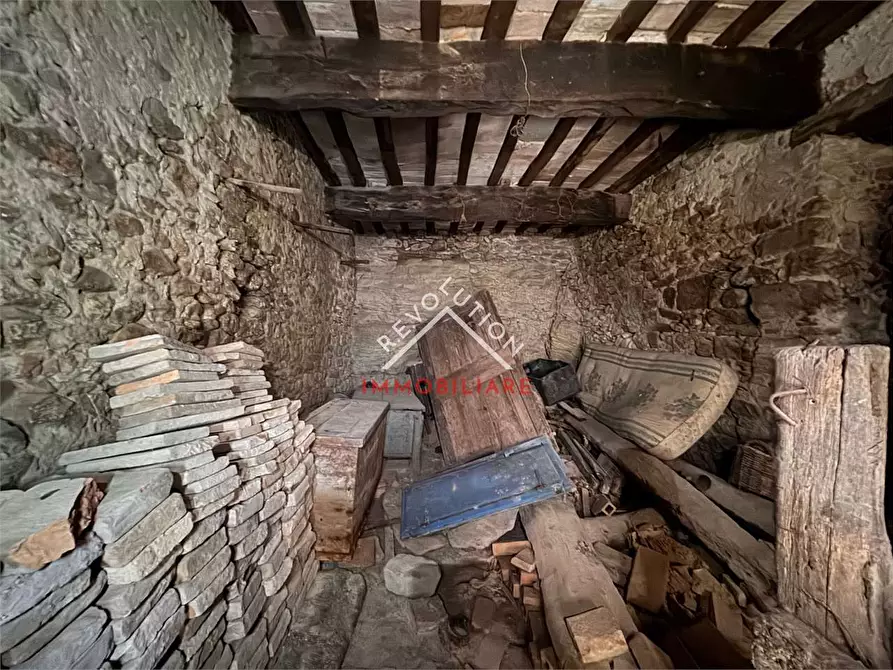 Immagine 31 di Stabile in vendita  in Gioiello a Monte Santa Maria Tiberina