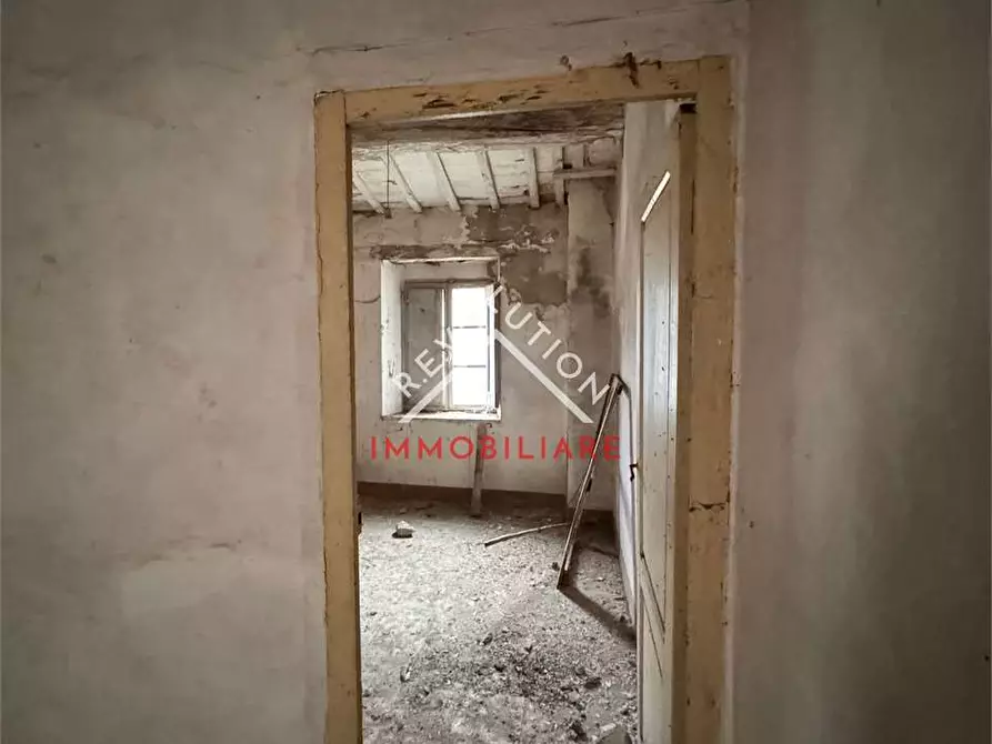 Immagine 28 di Stabile in vendita  in Gioiello a Monte Santa Maria Tiberina