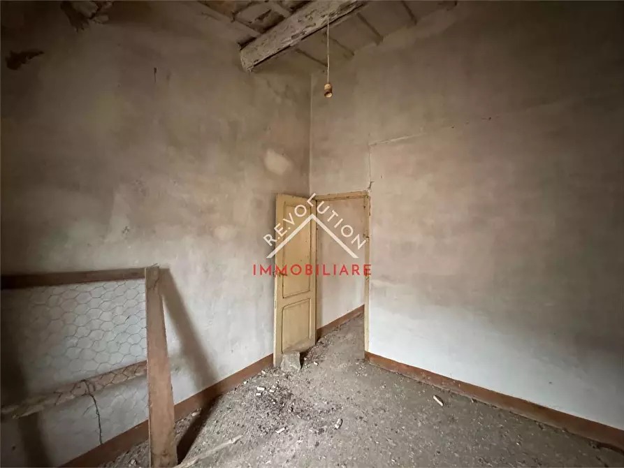 Immagine 30 di Stabile in vendita  in Gioiello a Monte Santa Maria Tiberina