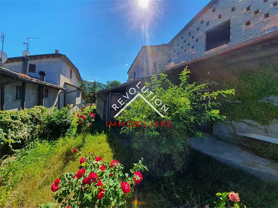 Immagine 35 di Casa indipendente in vendita  in Viale Enrico Fermi a Città Di Castello