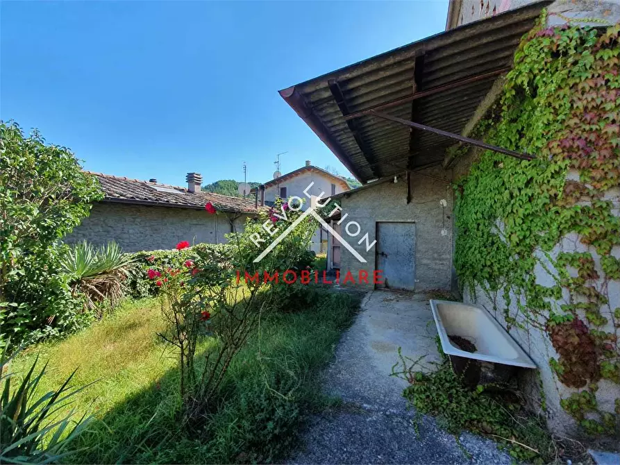 Immagine 32 di Casa indipendente in vendita  in Viale Enrico Fermi a Città Di Castello