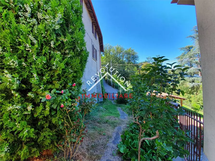 Immagine 36 di Casa indipendente in vendita  in Viale Enrico Fermi a Città Di Castello