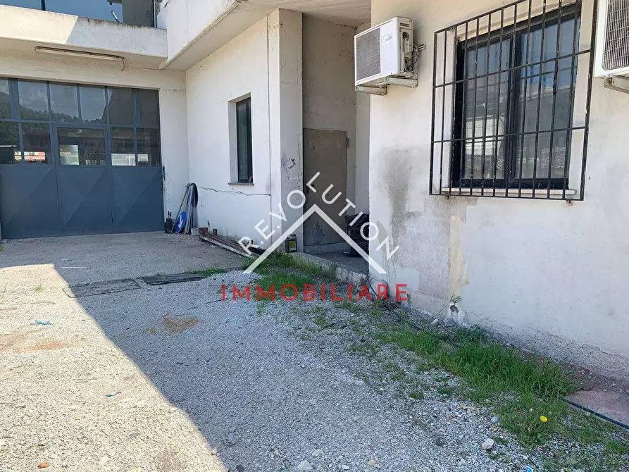 Immagine 4 di Capannone industriale in affitto  in Viale Primo Maggio a Umbertide